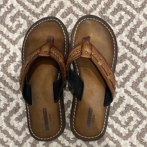 Clark's Womens Cloudsteppers Fenner Nerice Flip-Flops - Size 7